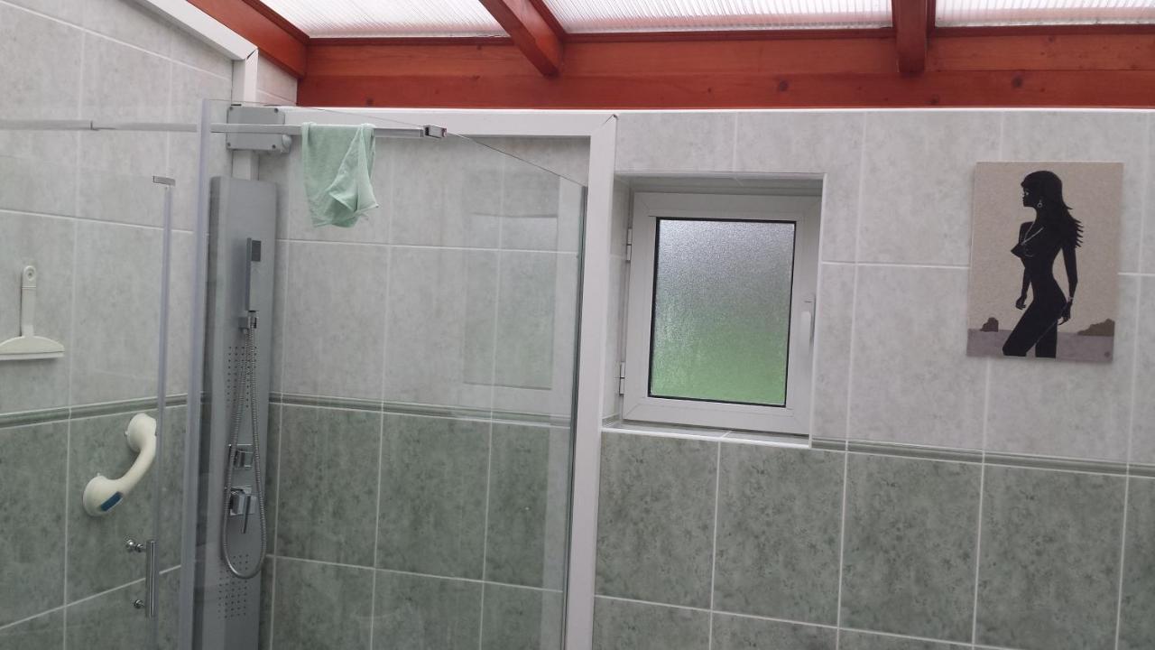 Chambre Privee Avec Salon, Garage Voiture, Velos, Motos Tourville-sur-Arques Kültér fotó