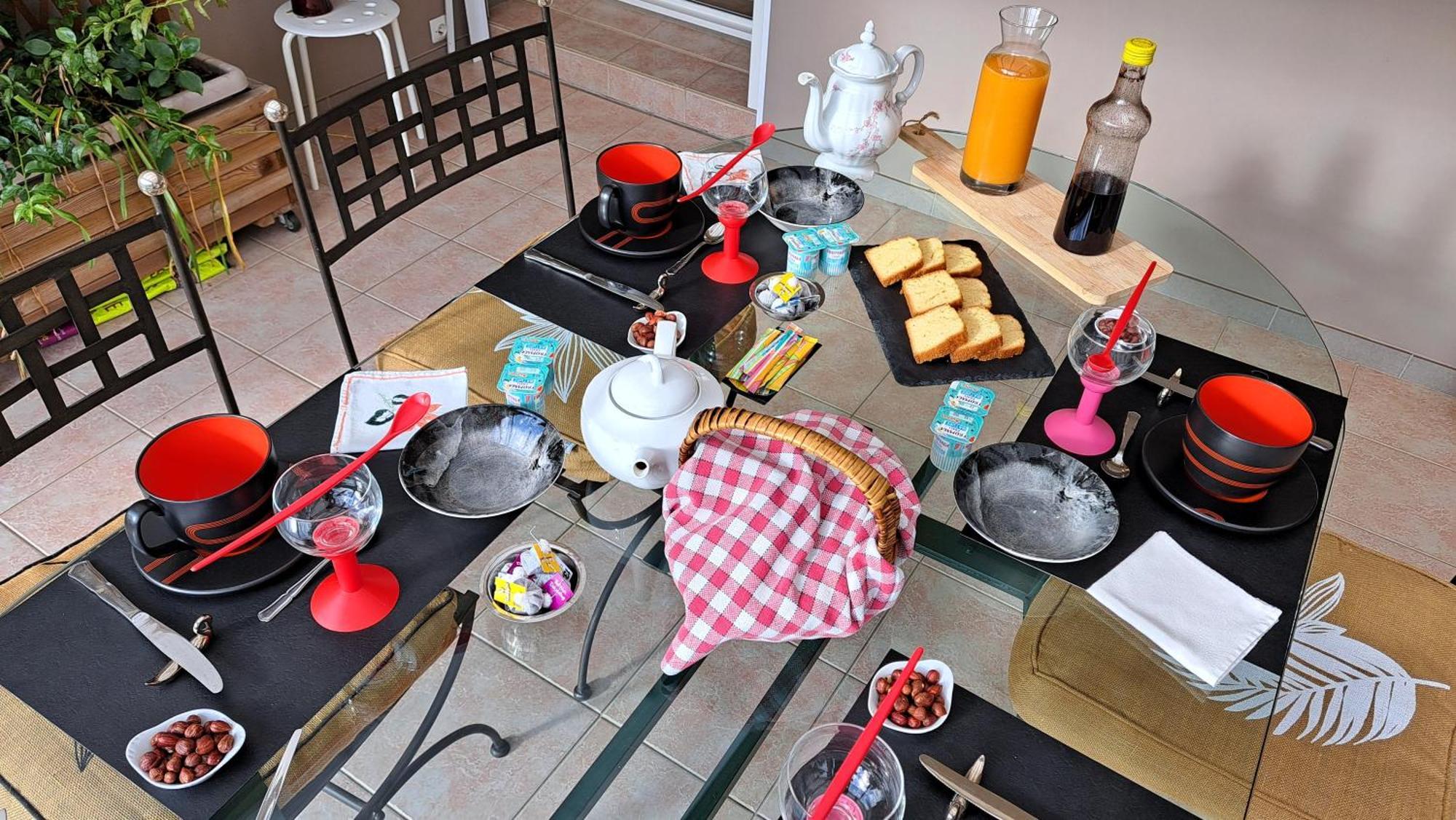 Chambre Privee Avec Salon, Garage Voiture, Velos, Motos Tourville-sur-Arques Kültér fotó